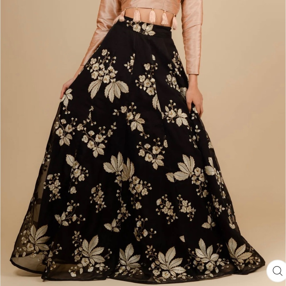 SAREE ROOM BLACK FLORYN SKIRT